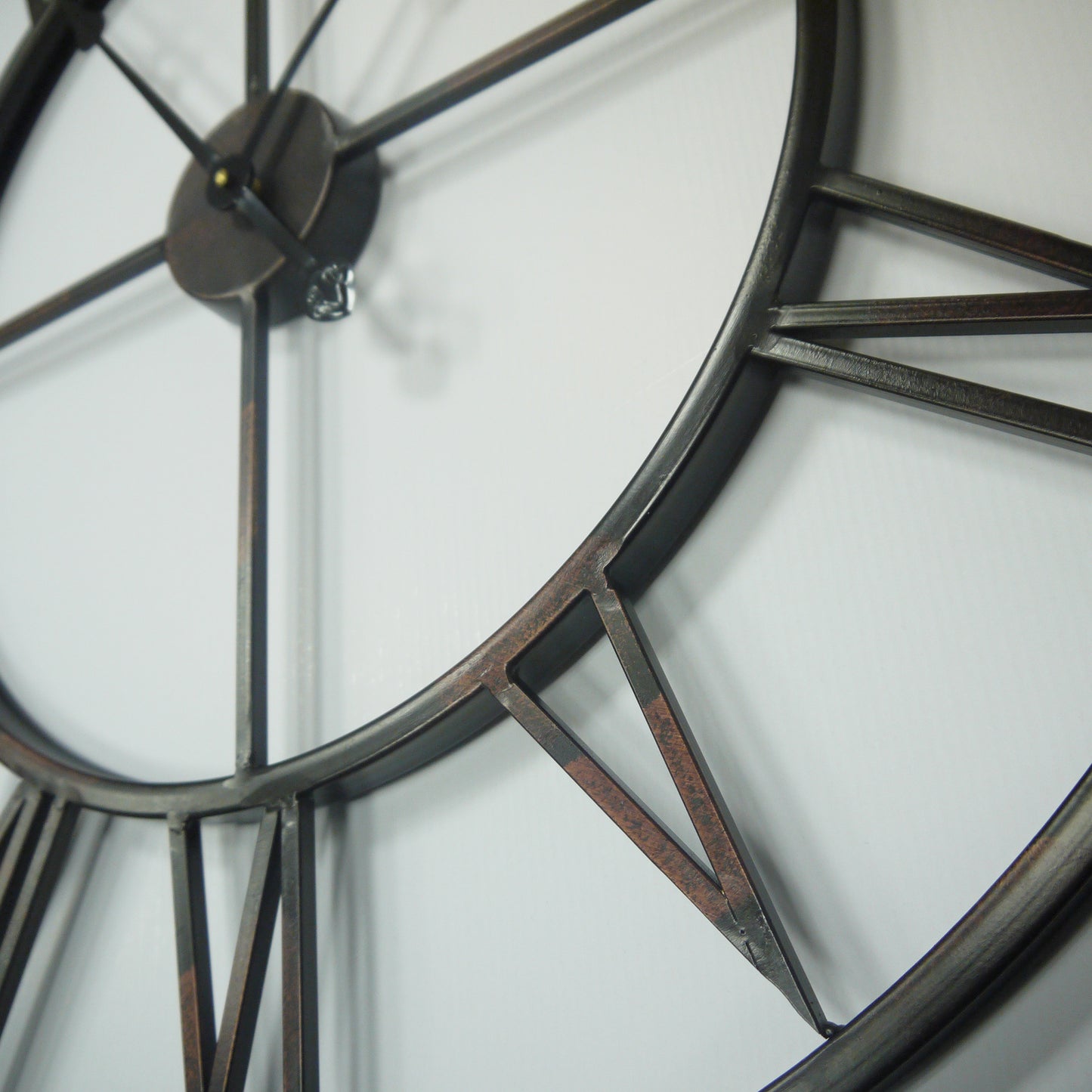 WC2064 - Roman No. Iron Wall Clock - 100 cm / 39.4 in