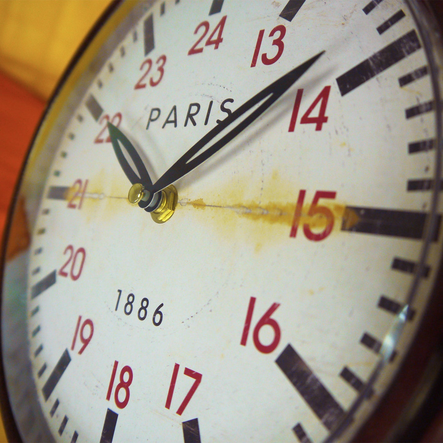 WC2045DS - Double Sides Iron Wall Clock
