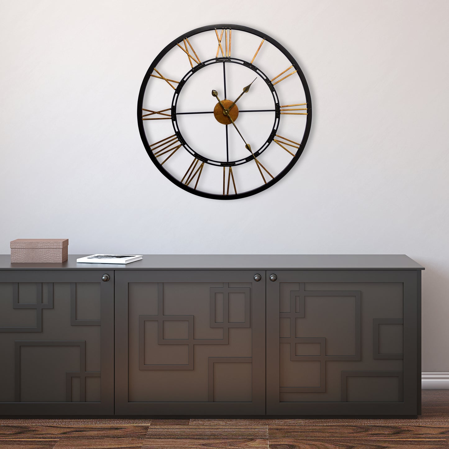 WC2085 - Greenwich Roman Iron Clock - 70 cm / 27.5 in